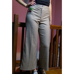 Pantalones upcycled rectos de cintura alta, a cuadros en beige y marrón, bordados, custom