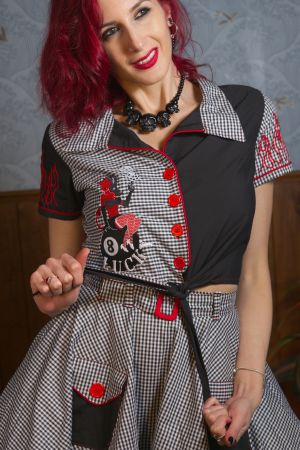Camisa de manga corta Rockabilly de lazo, bordada, "Sweet Demon o’ Mine"