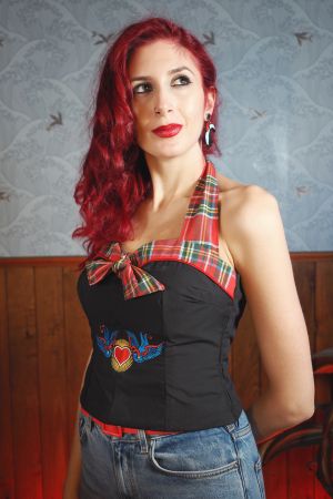 Top de tirantes Rockabilly con corset, bordado "Sweet Kiss Golondrina"