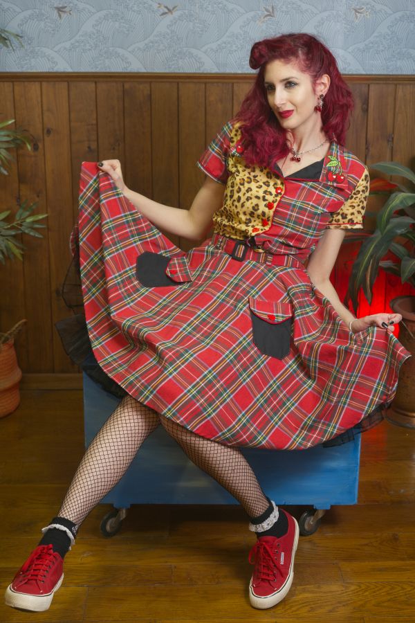 Falda de tartán de rueda y acampanada Pin-up "Duff Punk"