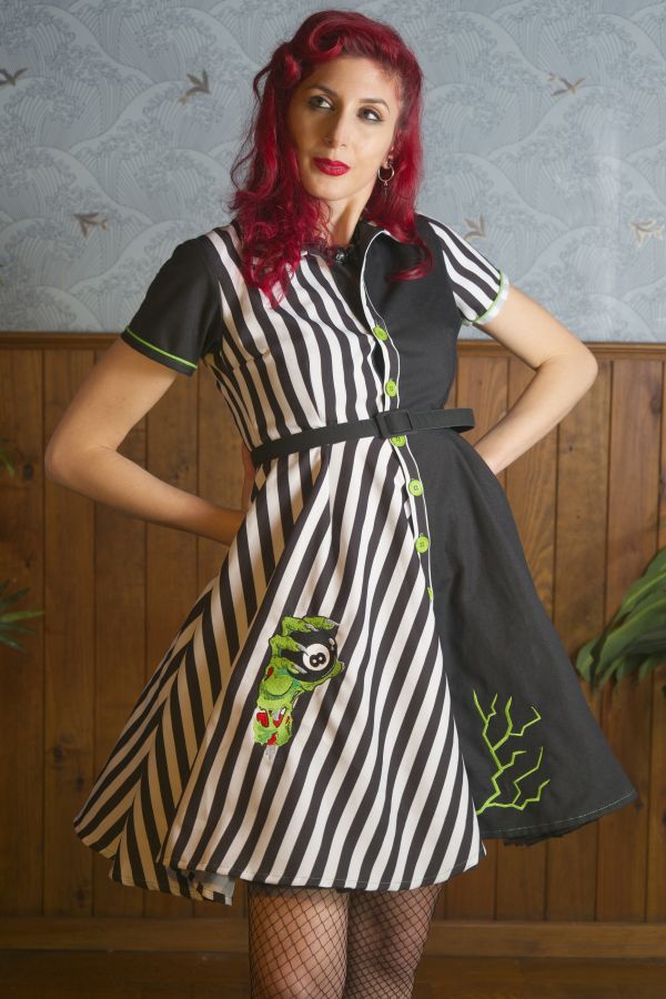 Vestido camisero PsychoBilly bordado Zombie "Half Alive"