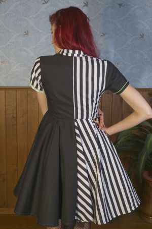 Vestido camisero PsychoBilly bordado Zombie "Half Alive"