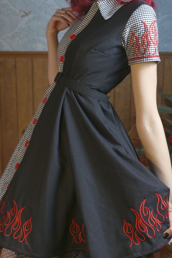 Vestido camisero Rockabilly bordado Demonio "Lucky Devil"