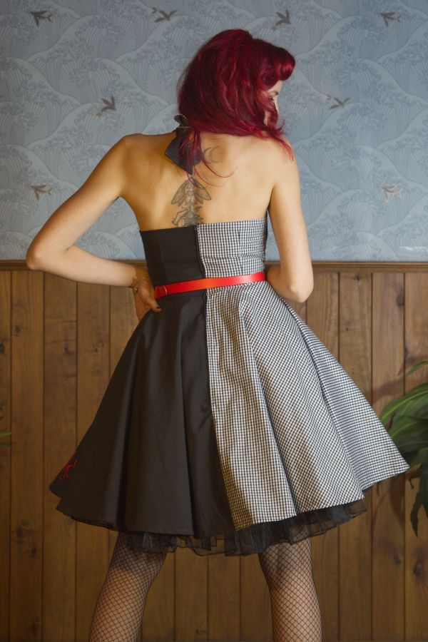Vestido halter Rockabilly negro y vichy "Sinner's Smile"